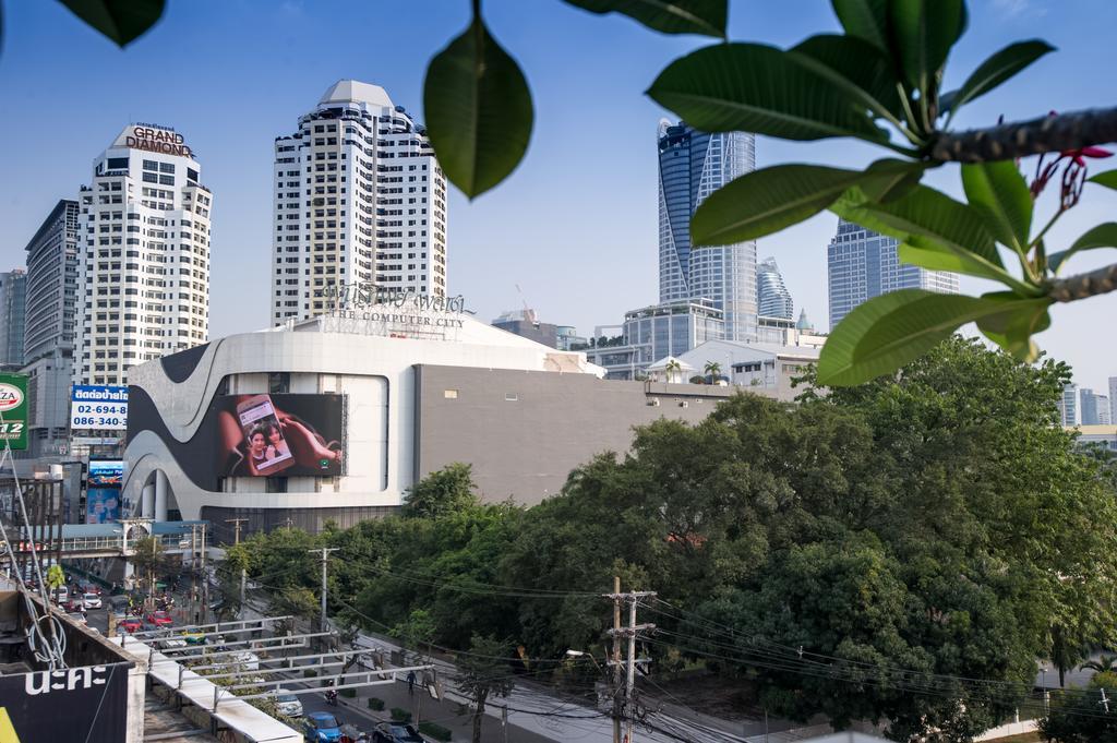 Glur Central Pratunam Bangkok Exterior foto